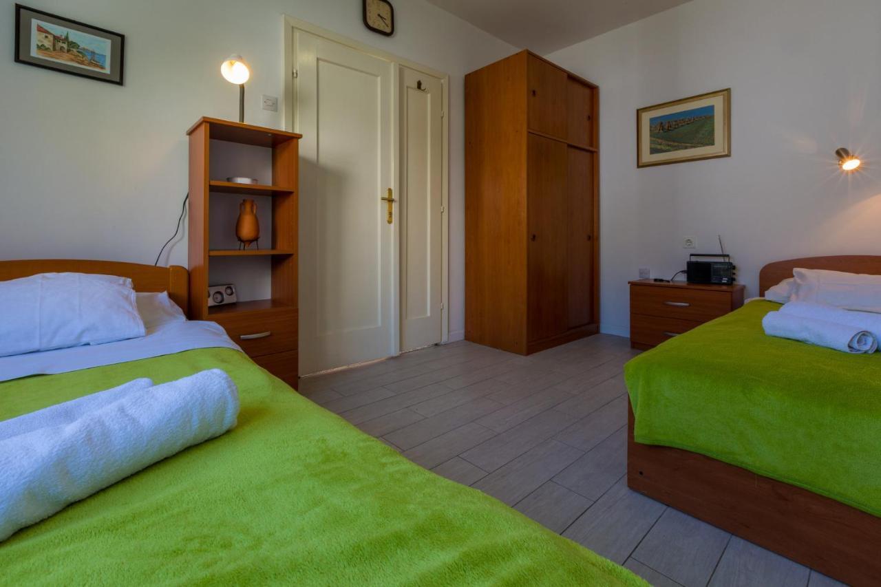 Filkovic Apartment Crikvenica Bagian luar foto